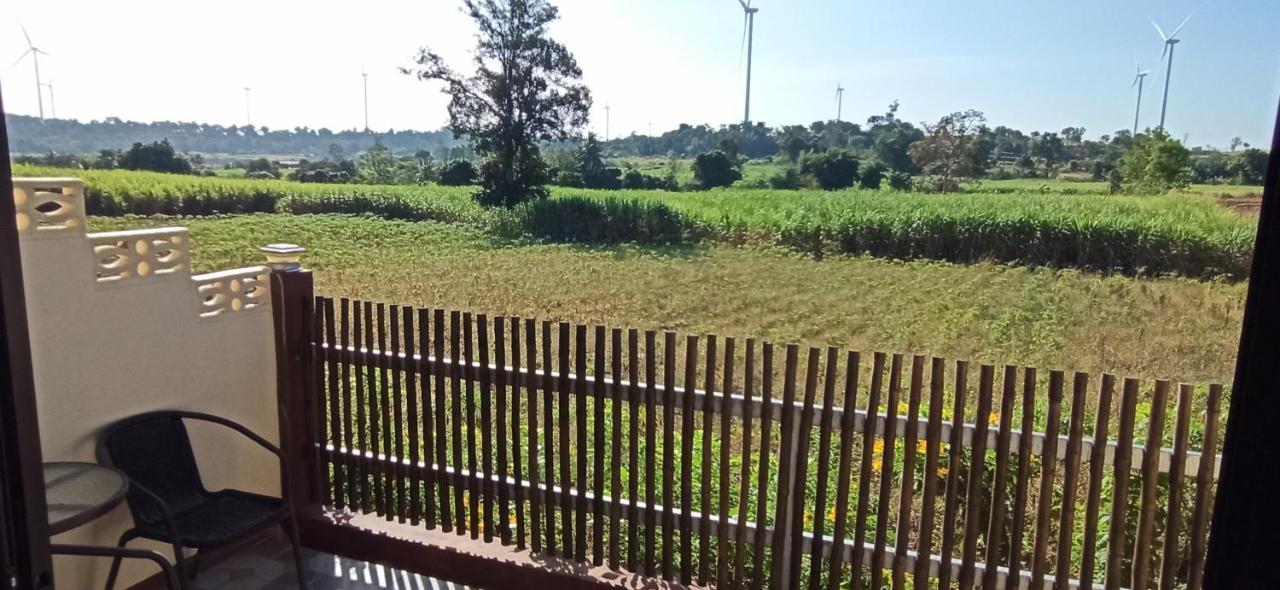 Touch The Wind Hotel Chaiyaphum Exterior foto