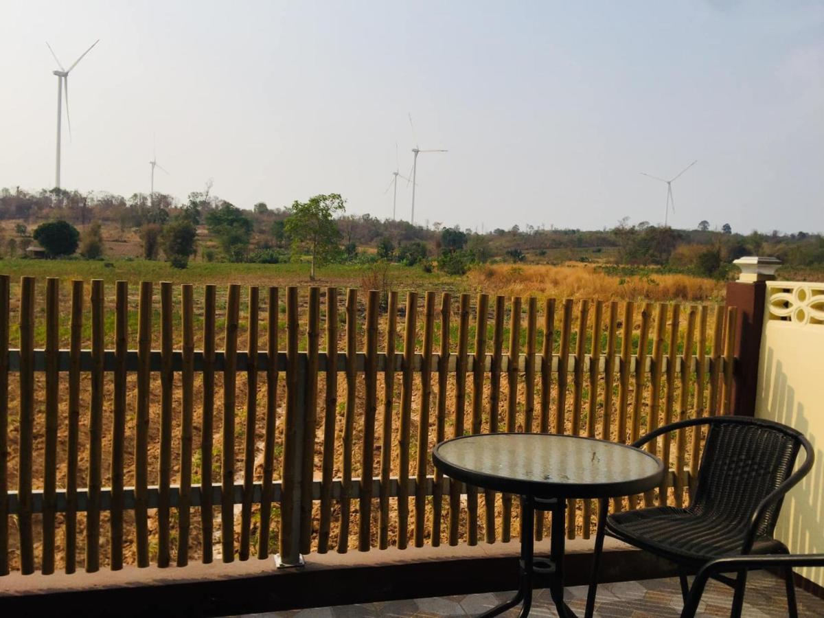 Touch The Wind Hotel Chaiyaphum Exterior foto